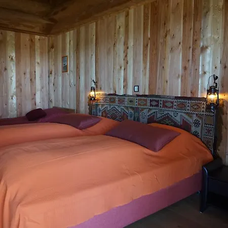 The Longhorn Saloon Guest house