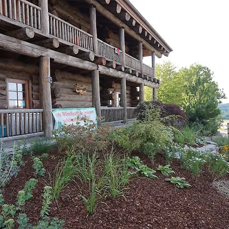 The Longhorn Saloon Guest house *